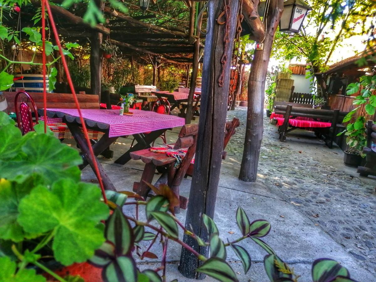 Etno Apartmani "Vlaska Kuca" Kladovo Bagian luar foto